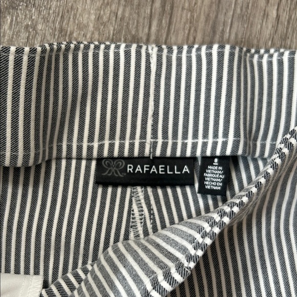 Rafaella Pinstripe Stretch Capris - Picture 3 of 9